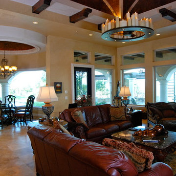 Gorgeous Transitional Tuscan home in Boerne's Hill Country