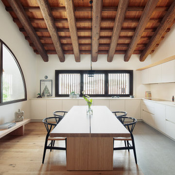 House DB