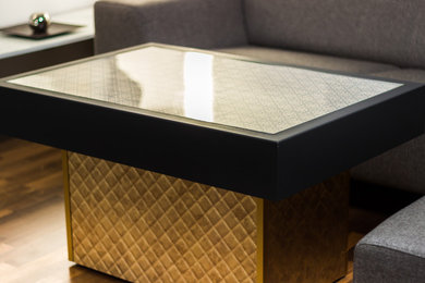 craun-golden table