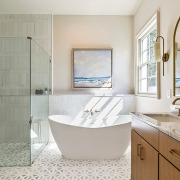 Bright Spa Style Bathroom