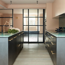 Glass partition hall