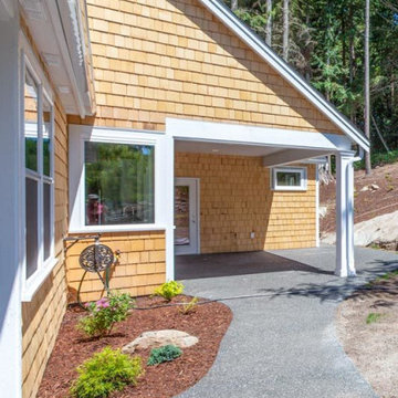 Siding Installation - Cedar Shakes and Shingles