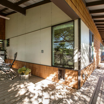 43 Vanguard Way