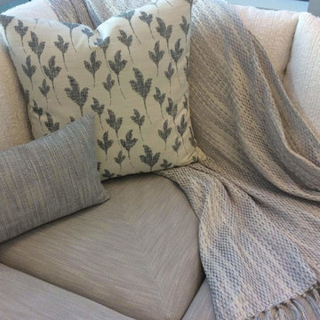 Custom Outdoor Cushions and Pillows