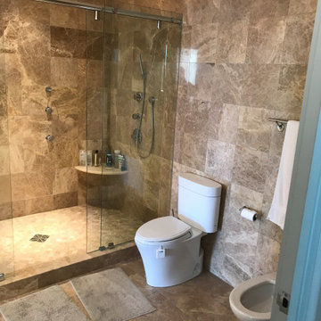 Showers/Tubs