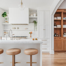 White And Gold Kitchen