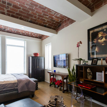 Nice slim TV mounted on the wall.