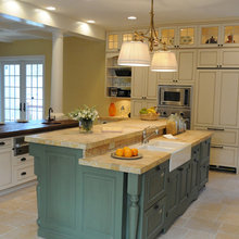 Kitchen Cabinets/Countertops