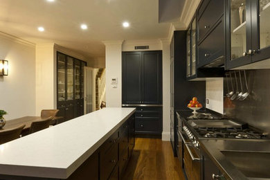 Photo of a contemporary kitchen in Sydney.