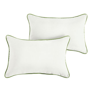 https://st.hzcdn.com/fimgs/a63118ed0feca803_8642-w320-h320-b1-p10--transitional-outdoor-cushions-and-pillows.jpg