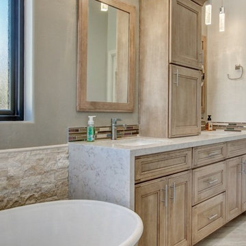 Grand in Gold Canyon
