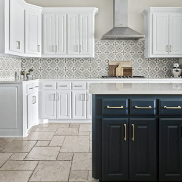 Dallas | Midway Manor | Kitchen (Revive)