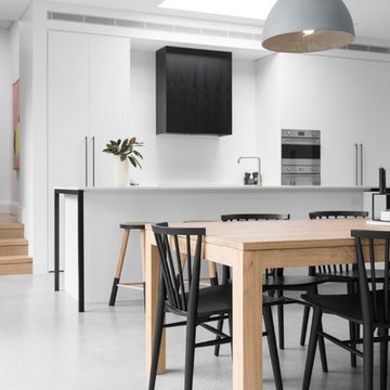 Modern extension for a family of 5