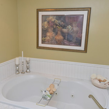 HOME STAGED BATHROOM