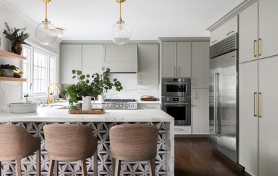 Kitchen of the Week: Calm Yet Bold in a Family-Friendly Room