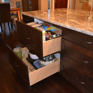Clean Sophisticated Kitchen