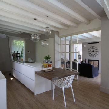 VILLA DEBORA INTERNI