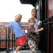 Foto von FourKids Closets