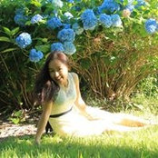 Ayami Oes foto