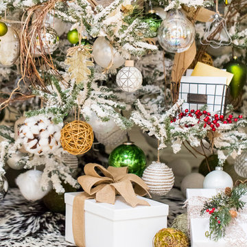 Modern Farm House Christmas Tree