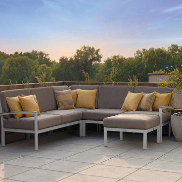 Travira 4-Piece Chat Set Outdoors