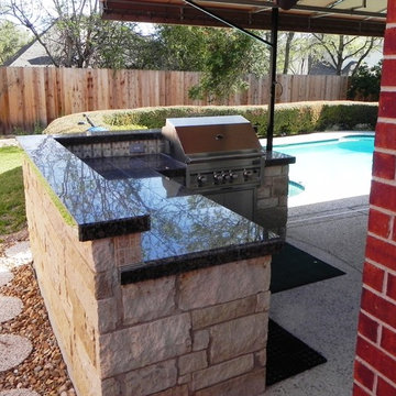 Outdoor Kitchens