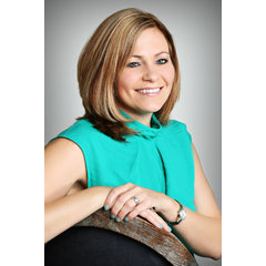 Jessica Carter with Walter E. Smithe Furniture