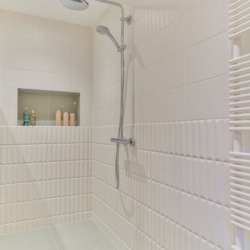 Rénovation d'un corps de ferme de 365 m2 - Salle de bain des enfants