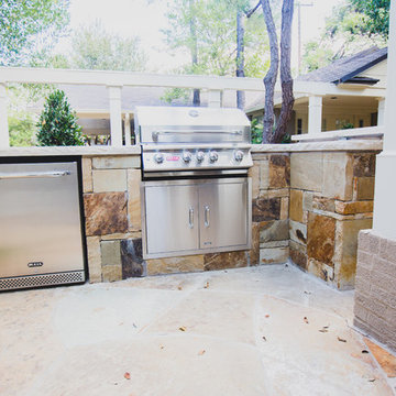 Outdoor Kitchen