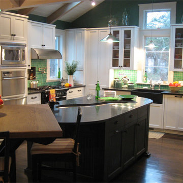 An Artitistic Chilmark Compound