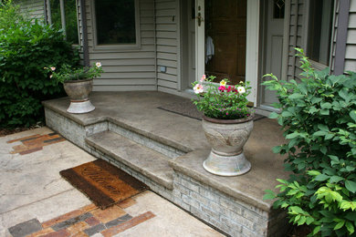 Inspiration for a modern exterior home remodel in Minneapolis