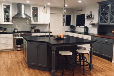 Two-Toned Kitchen
