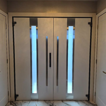 Deux 1717 double doors in Gray Graphite