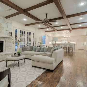 Color Consultation and luxury Vacant Home Staging