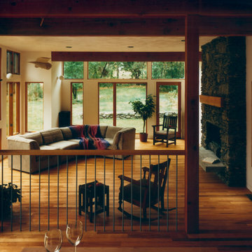 HOUSE IN FIELDS