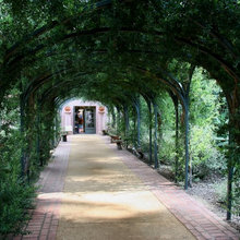 Arbors, Pergolas, Treillis