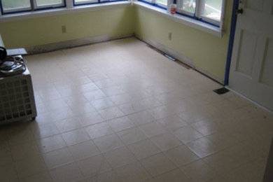 Minimalist home design photo in Other
