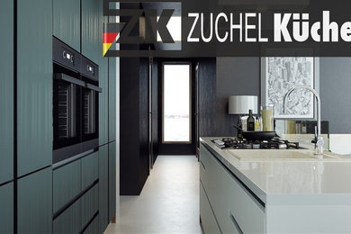 Design ideas for a mid-sized traditional kitchen in Gothenburg.