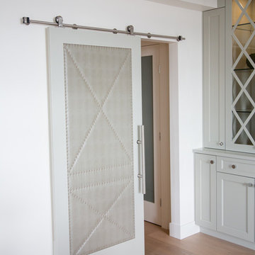 Keith Road Highrise, Transitional-Style Renovation