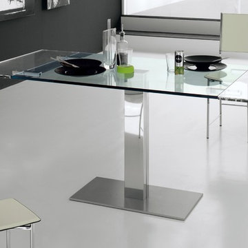 The Elvis Drive Dining Table by Cattelan Italia