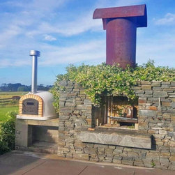 Great Backyard Space - Outdoor Pizza Ovens