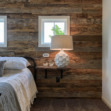 Salvage & Vintage-Inspired
