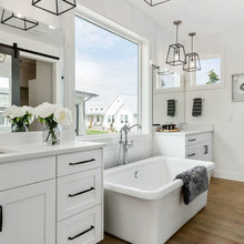 1st Floor Full bath