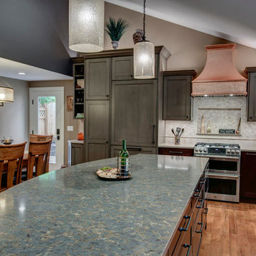 Cottage Lake Kitchen with Tuscany Style