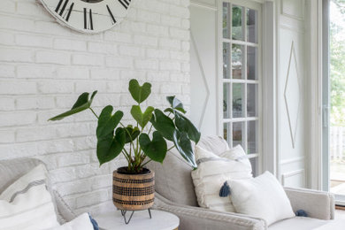 Sunroom - small eclectic sunroom idea in New York