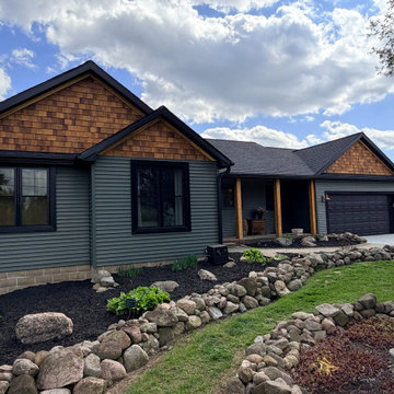 Market Square Siding w/ Polaris Windows