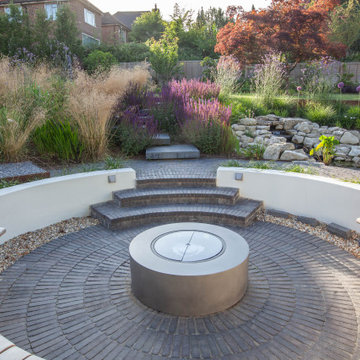 Contemporary Curves