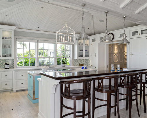 Best Beach House Kitchen Design Ideas & Remodel Pictures | Houzz