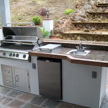 Outdoor Kitchen