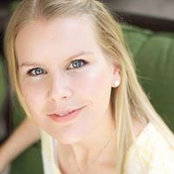 Ella Powells foto